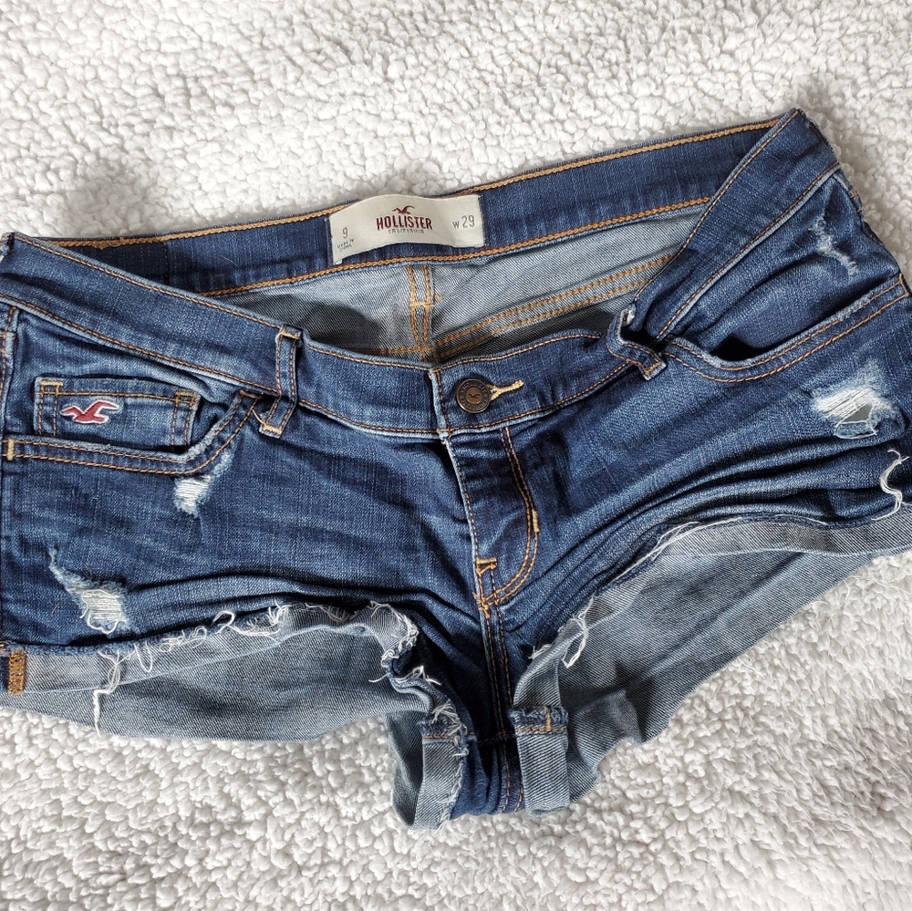 Hollister Shorty Dark Wash Short